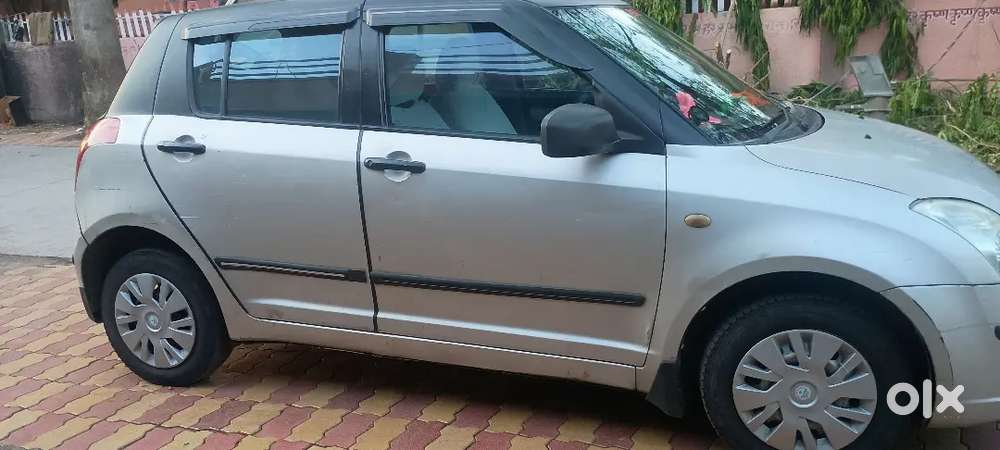 Sell Swift 2006 Petrol All Pepar Clear Nd Servicing Done  Family Car