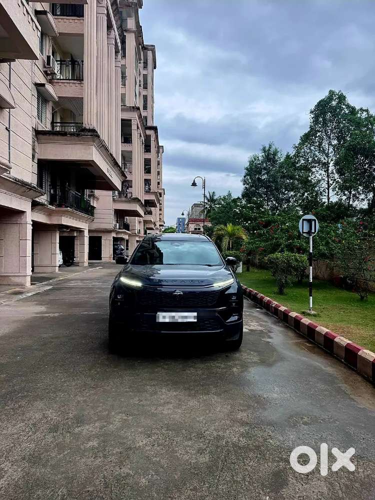 Tata Safari Dark 2024 Edition