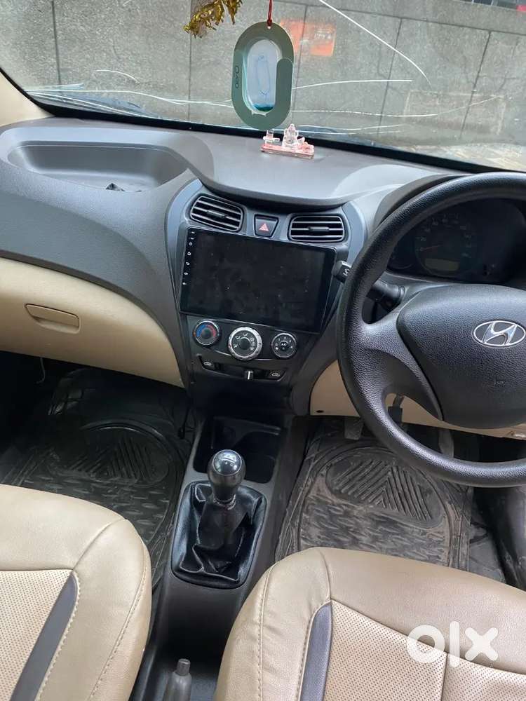 Hyundai Eon Magna + 2011
