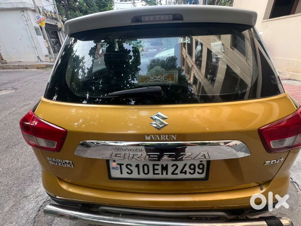 2017 Maruti Brezza Diesel Zdi Plus With Showroom History