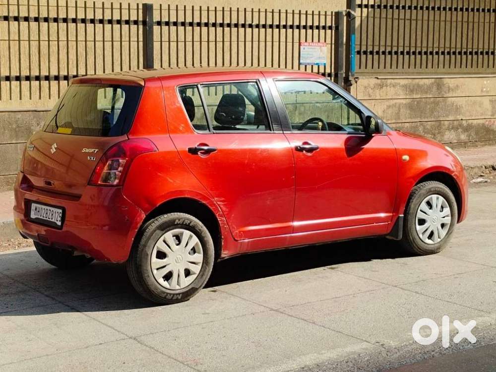 Maruti Suzuki Swift Vxi + Manual, 2011, Petrol