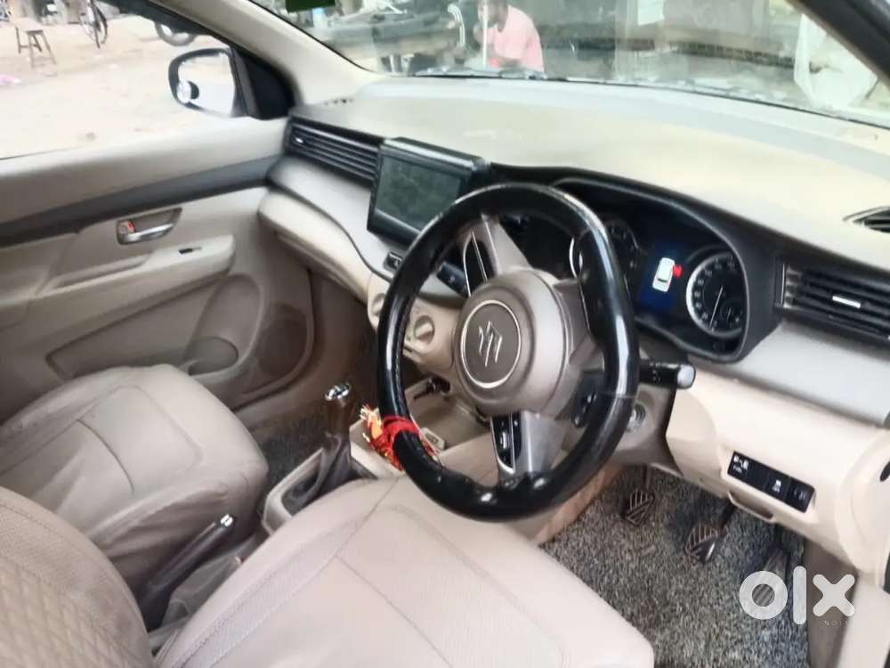 Ertiga Vxi Cng Petrol Company Fitted Hai 80000 Hajar Chali Hui Hai