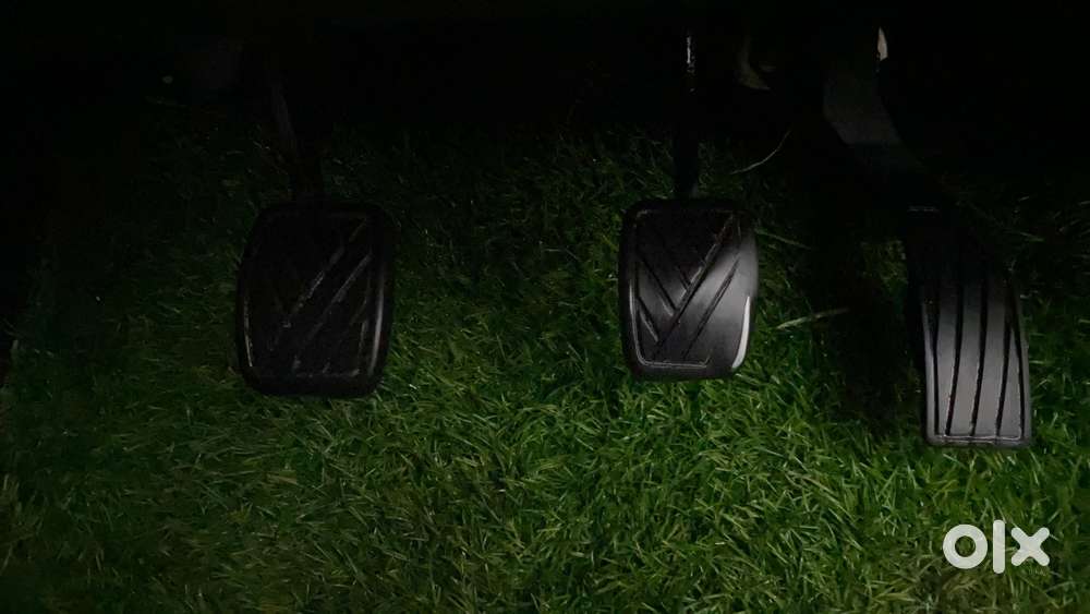 Maruti Suzuki Swift Lxi, 2016, Petrol