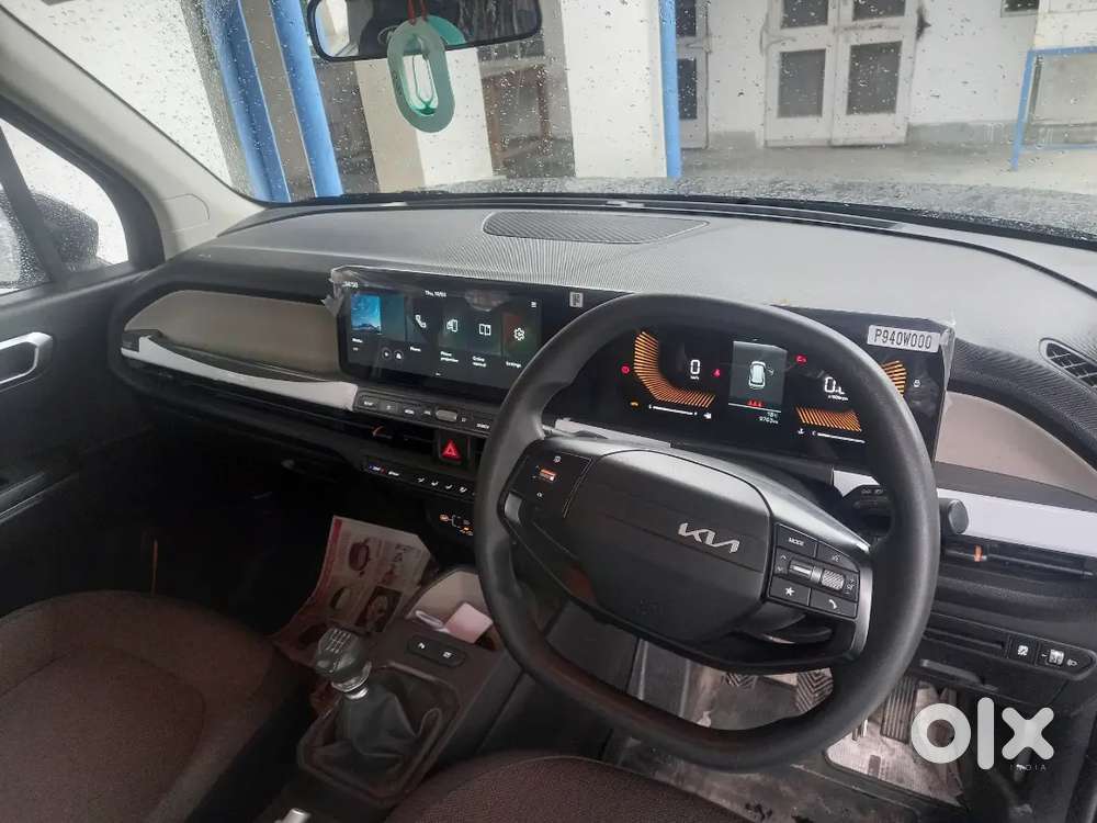 Kia Syros 2025 Petrol 9700 Km Driven