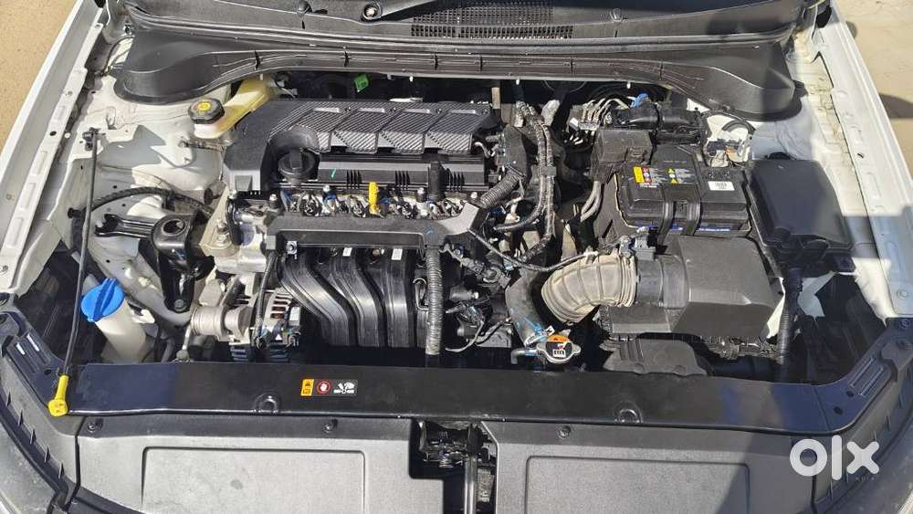 Hyundai Verna 1.5 Sx (o) Ivt, 2024, Petrol