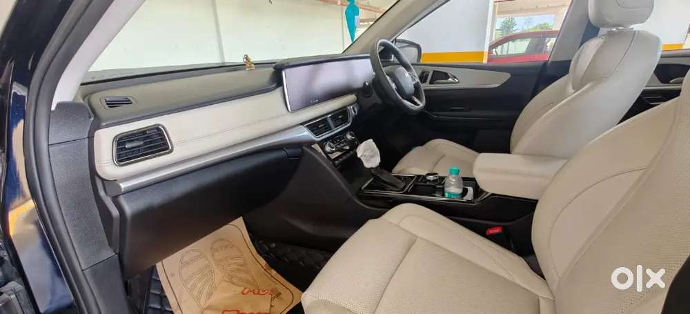 Mahindra Xuv700 Diesel 2025