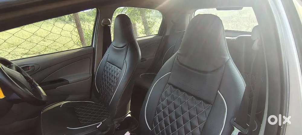 Toyota Etios Liva 2011 Petrol