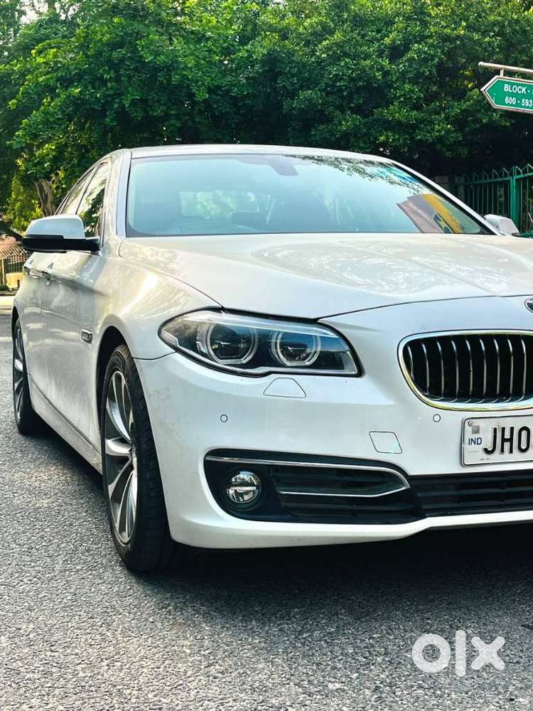 Bmw 5 Series 2.0 520i Luxury Line, 2016, Petrol