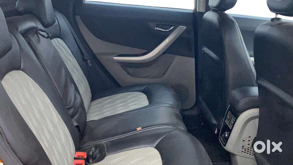 Tata Nexon 1.2 Revotron Xza Plus Dualtone, 2019, Petrol