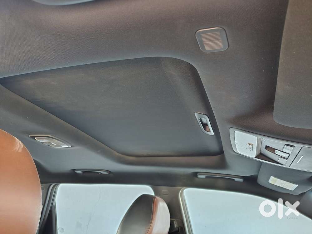 Mahindra Alturas G4 4wd At, 2019, Diesel