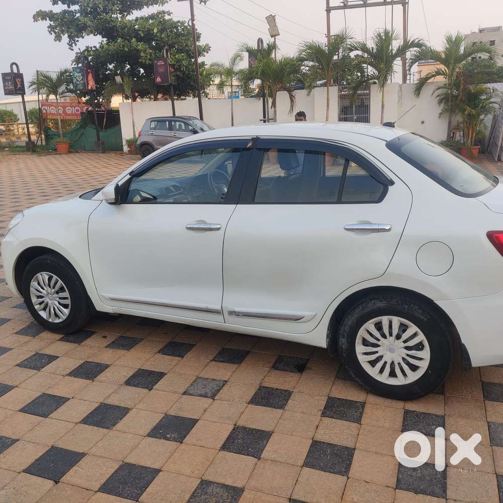 Maruti Suzuki Swift Dzire Vxi Optional, 2020, Cng & Hybrids
