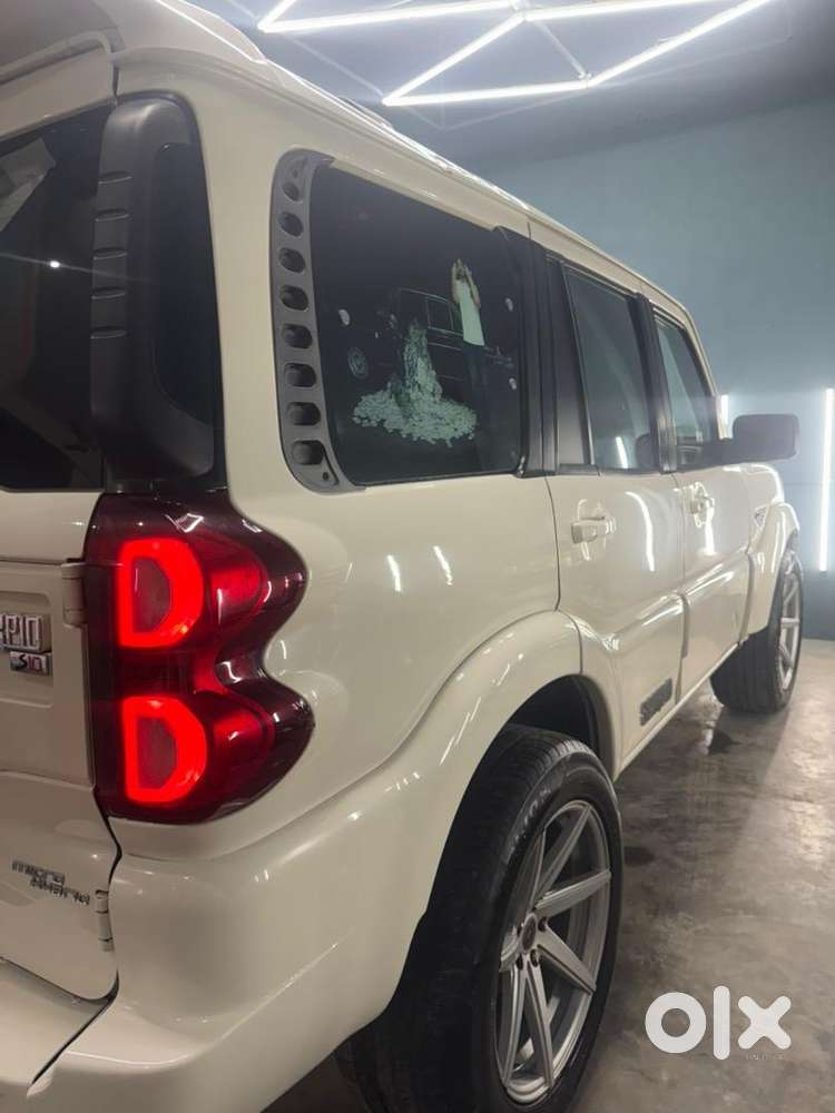 Mahindra Scorpio  2014