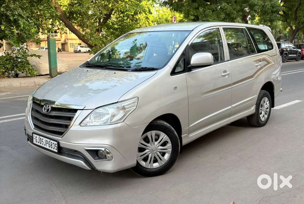 Toyota Innova 2.5 Gx 8 Str Bs-iii, 2016, Diesel