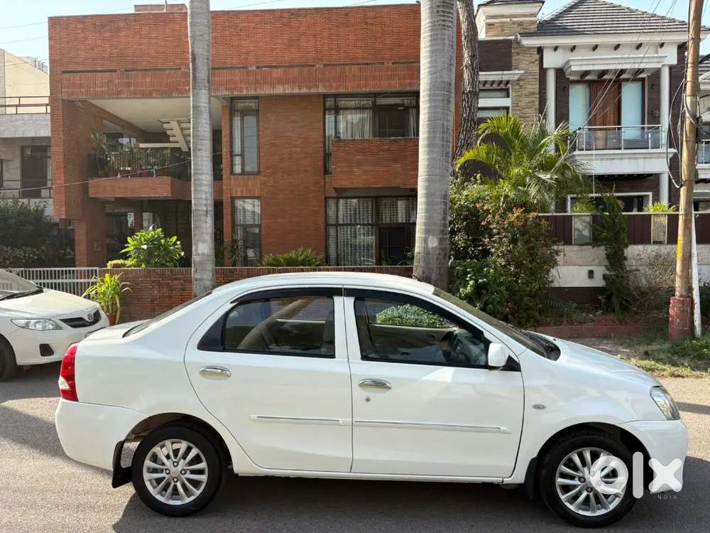 Toyota Etios 2015 Diesel 89000 Km Driven