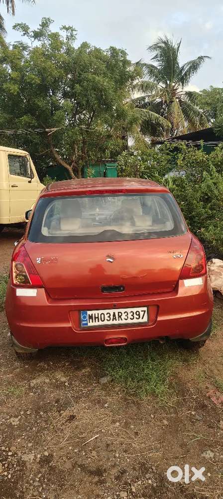 Maruti Suzuki Swift 2009 Petrol 100000 Km Driven