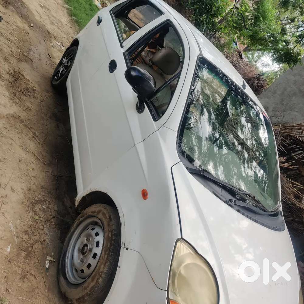 Spark White Colour
