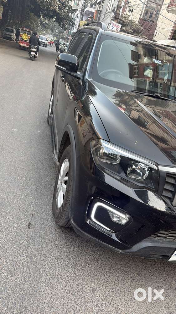 Mahindra Scorpio-n 2025 Petrol 8400 Km Driven