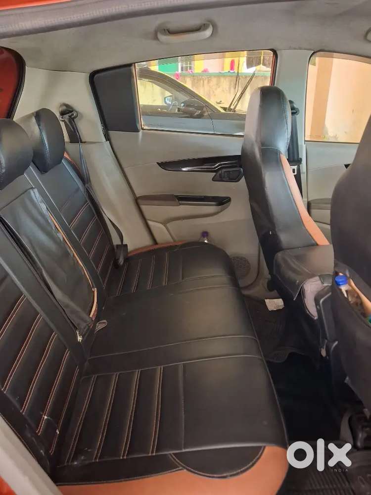 Mahindra Kuv100 2016