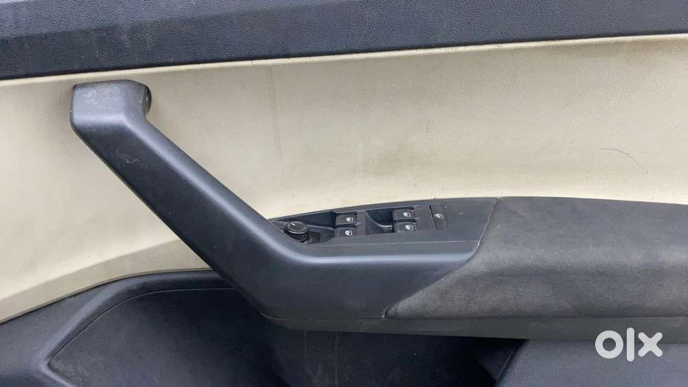 Skoda Slavia Ambition 1.5l Tsi Mt, 2022, Petrol