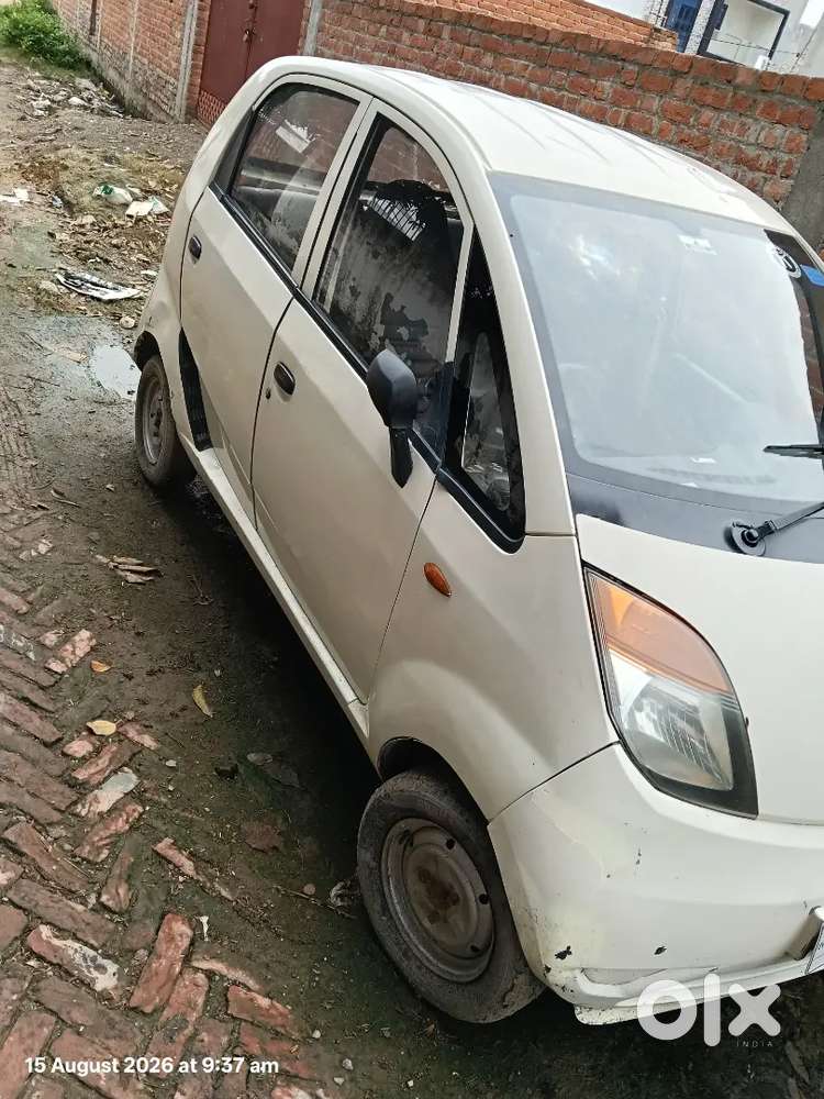 Paper's Are Complete 17/08/2030 Hai , Insurance March2027tak Hai .