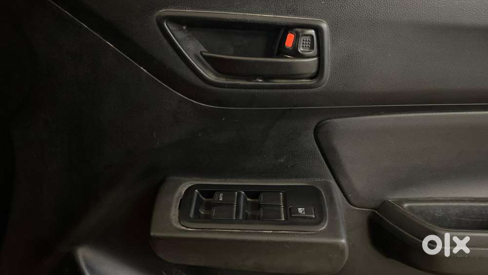 Maruti Suzuki Swift Lxi 2018, 2020, Petrol
