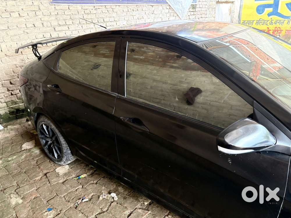 Hyundai Verna Fluidic 2012