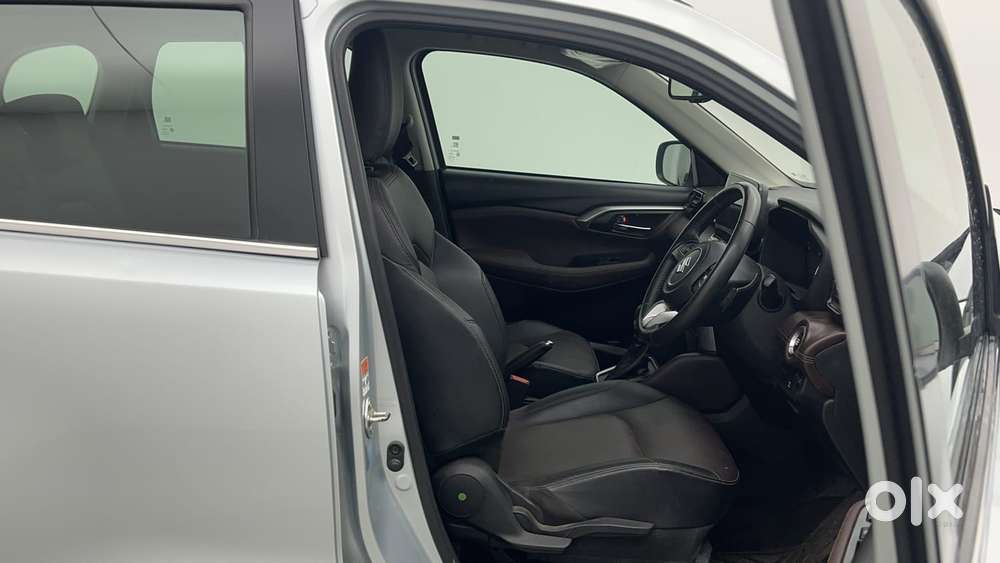 Maruti Suzuki Grand Vitara 1.5 Alpha Smart Hybrid At, 2022, Petrol