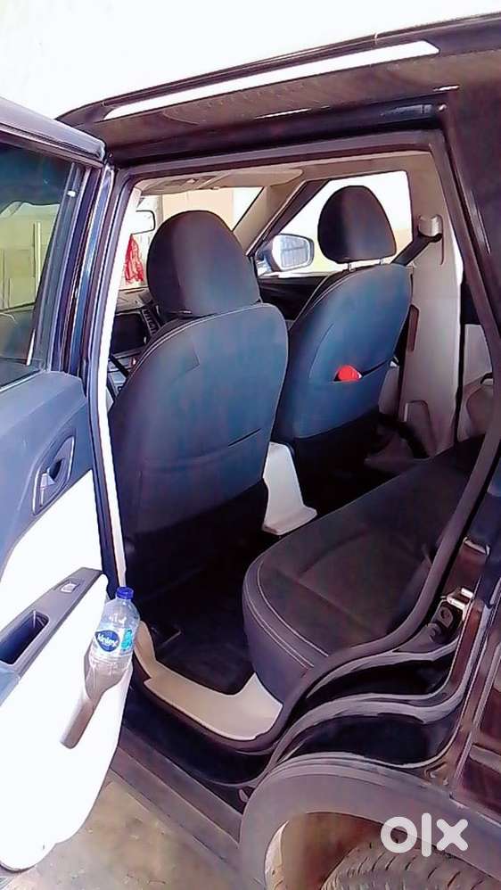 Mahindra Xuv300 2022 Diesel W8 Dual Tone