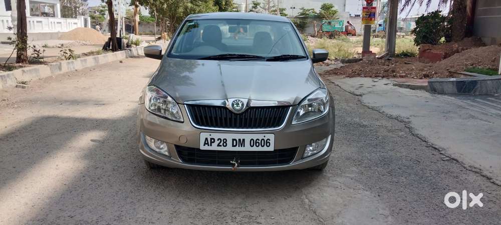 Skoda Rapid 1.5 Tdi Cr Elegance Plus, 2011, Diesel