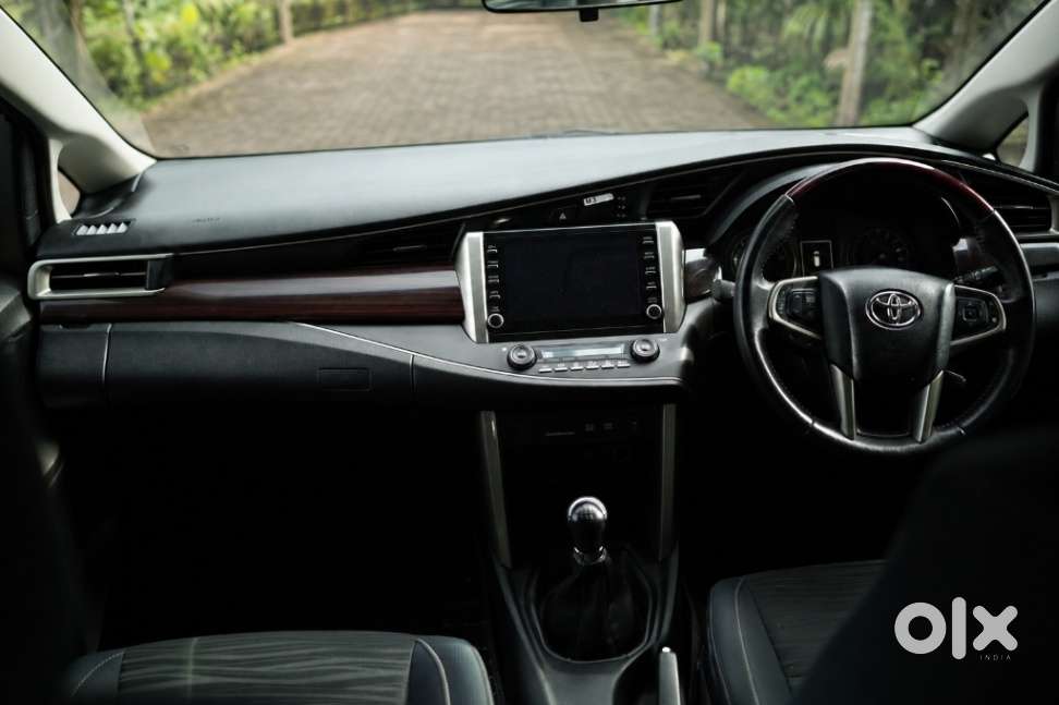 Toyota Innova Crysta 2.4 V, 2022, Diesel