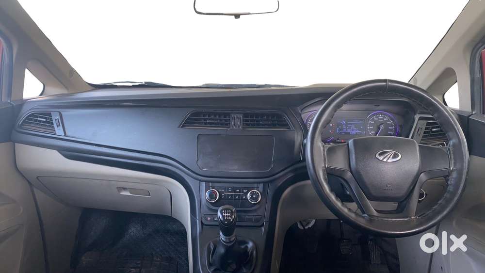 Mahindra Marazzo M2, 2019, Diesel