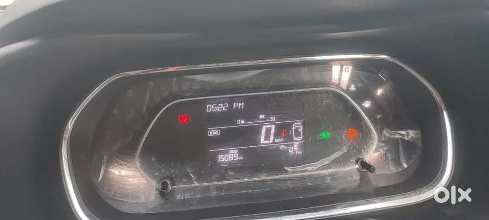 Tata Nexon 2025 Petrol Well Maintained