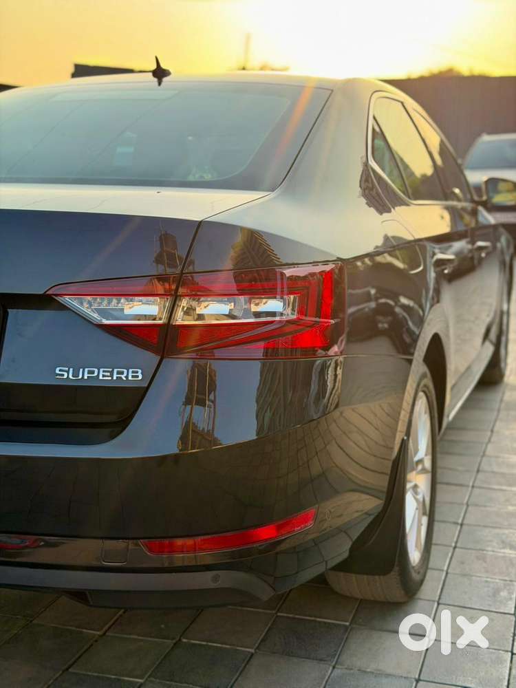 Skoda Superb 2.0 L&k Tsi At, 2019, Petrol