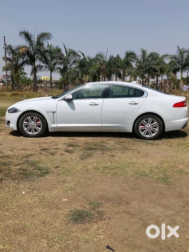 Jaguar Xf 2014 Diesel Well Maintained