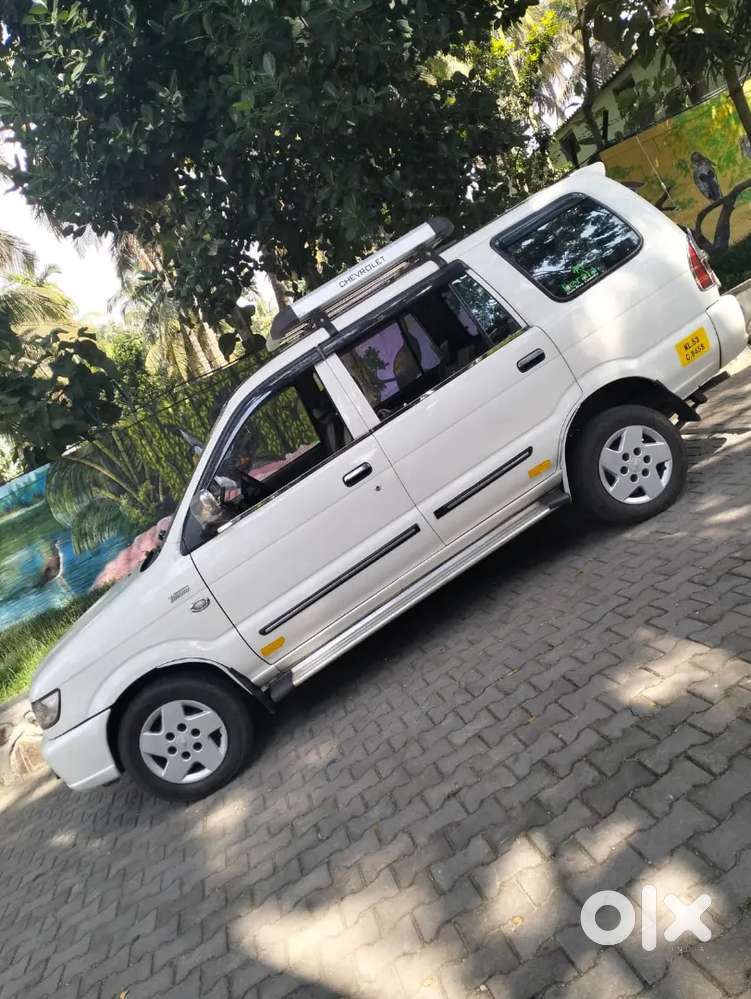 Chevrolet Tavera 2011 Diesel Well Maintained