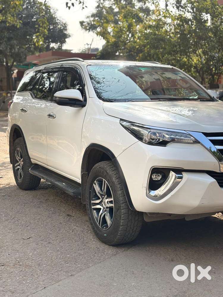 Toyota Fortuner 4x2 At 2.8 Diesel, 2018, Diesel