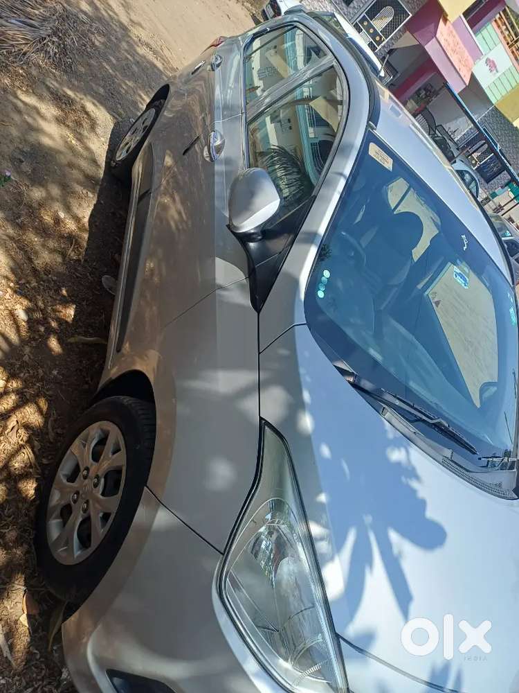 Hyundai I10 Sportz 2014 Model