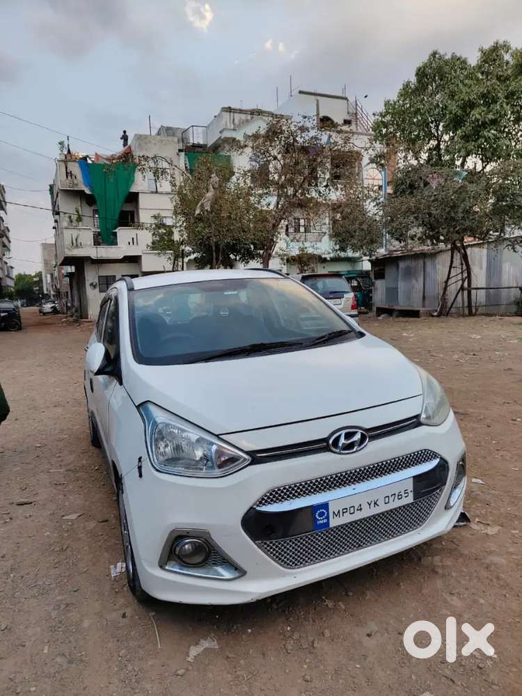 Hyundai Grand I10 Spotz 2015 Diesel 76000 Km Driven
