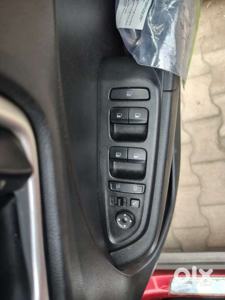 Hyundai Venue Sx Plus Turbo Dct, 2019, Petrol