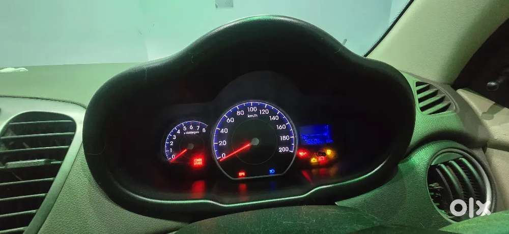 Hyundai I10 2011 Petrol 75000 Km Driven