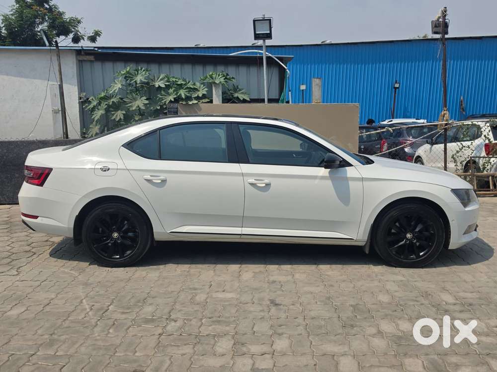 Skoda Superb Laurin And Klement 1.8, 2017, Petrol