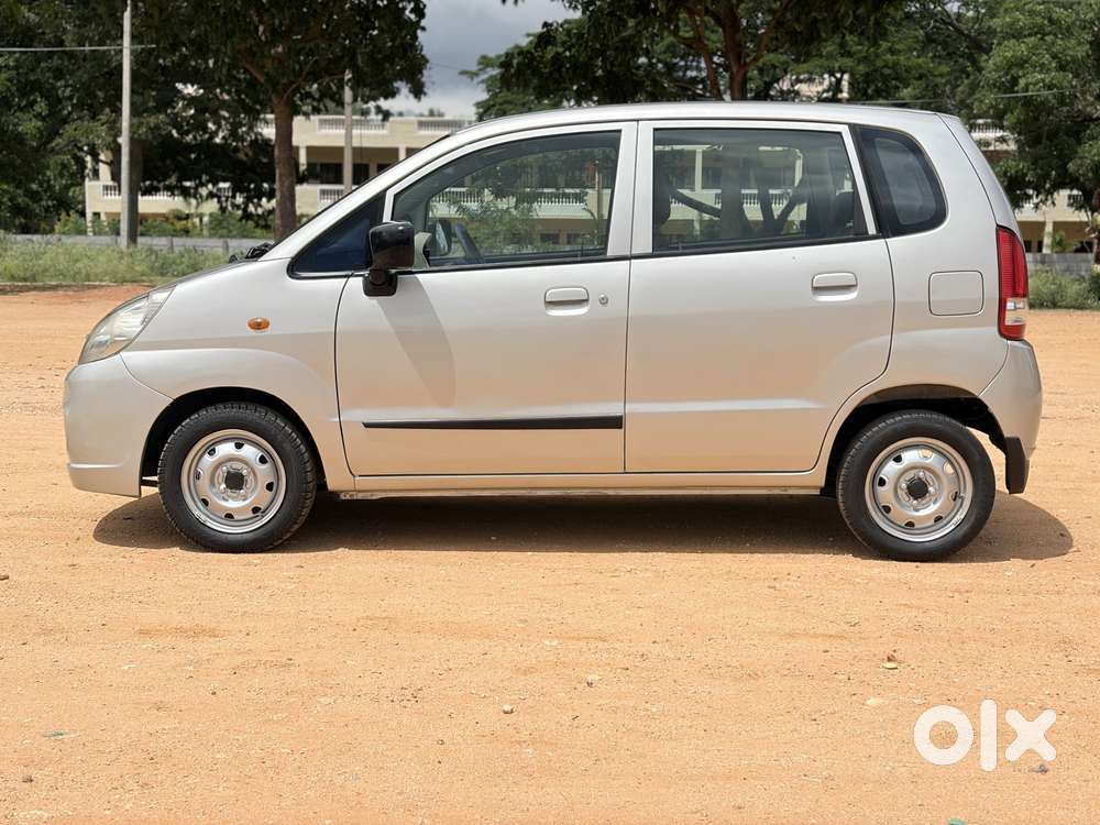 Maruti Suzuki Zen Estilo Lxi Bs Iv, 2010, Petrol