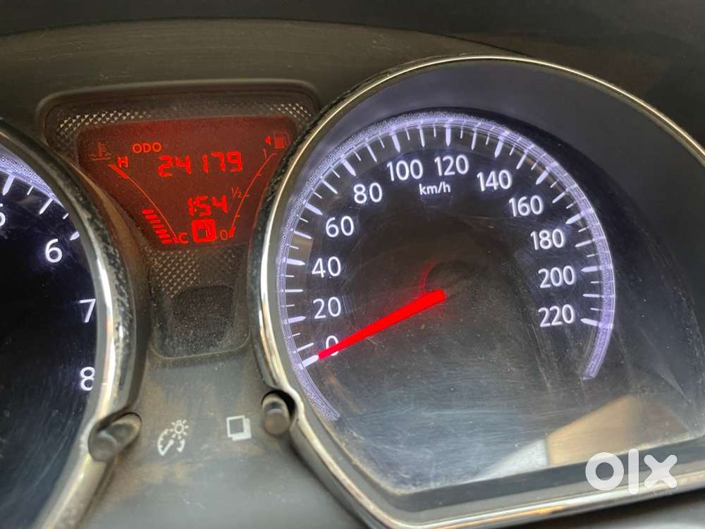 Nissan Sunny Petrol 2013