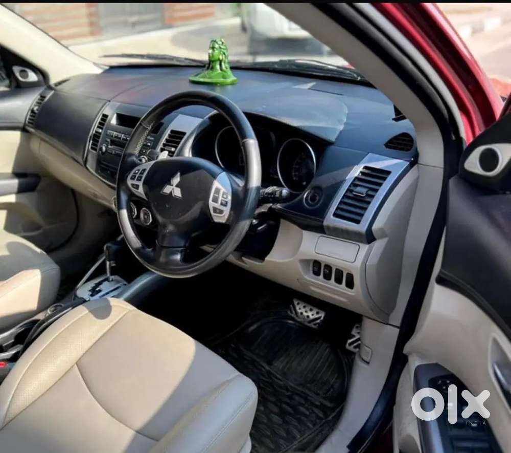 Mitsubishi Outlander Showroom Condition