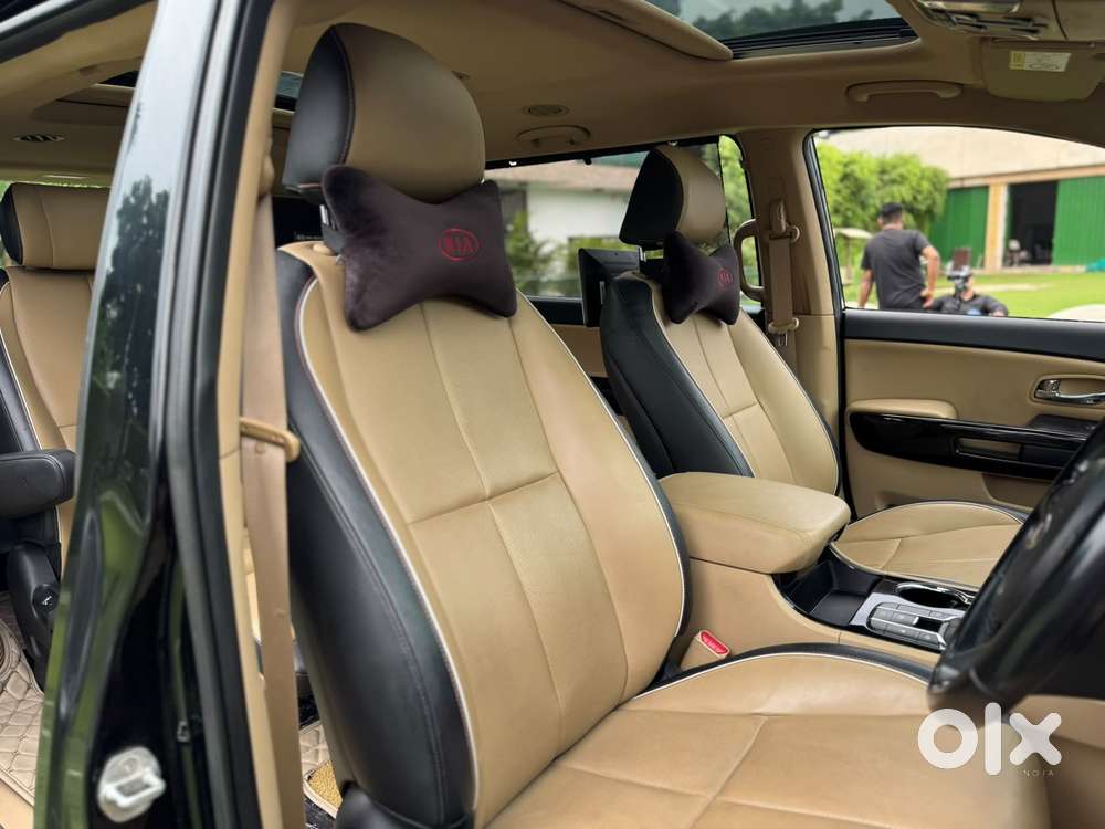 Kia Carnival Premium, 2020, Diesel