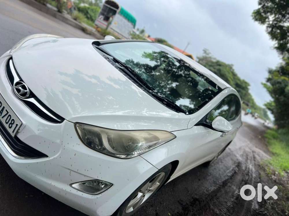 Hyundai Elantra 2012