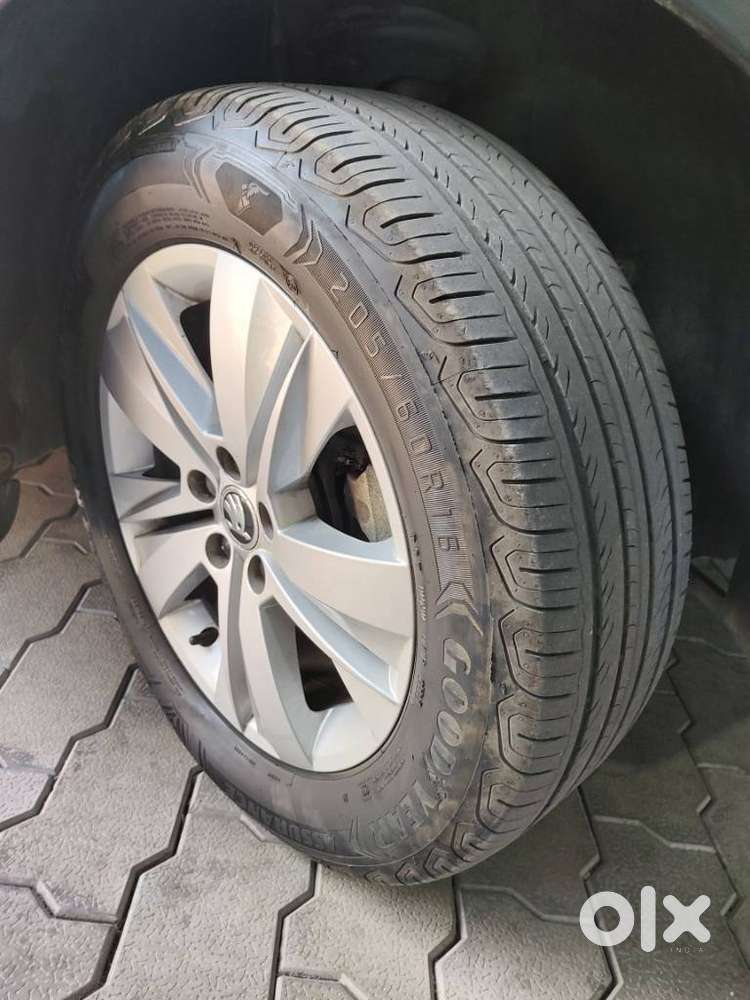 Skoda Kushaq, 2022, Petrol