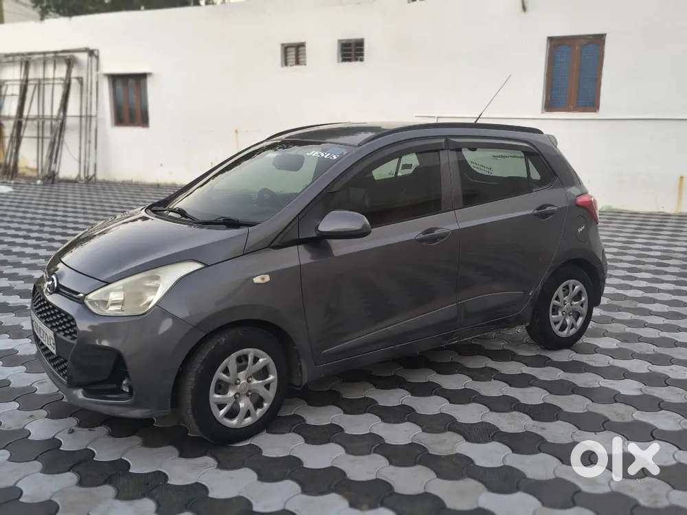 Hyundai Grand I10 2020 With Suzuki Ertiga Vdi