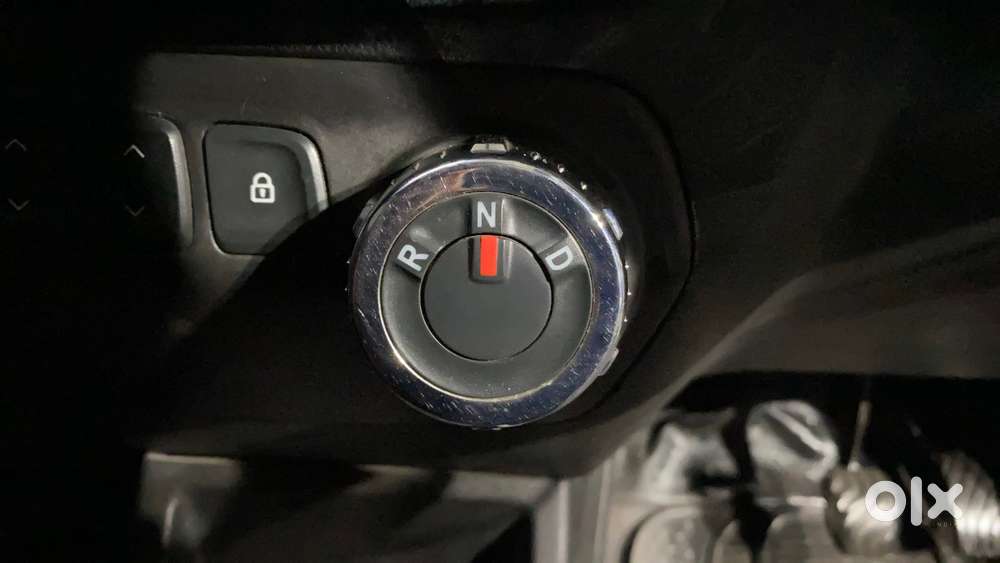 Renault Kwid 1.0 Rxt Amt Opt, 2017, Petrol