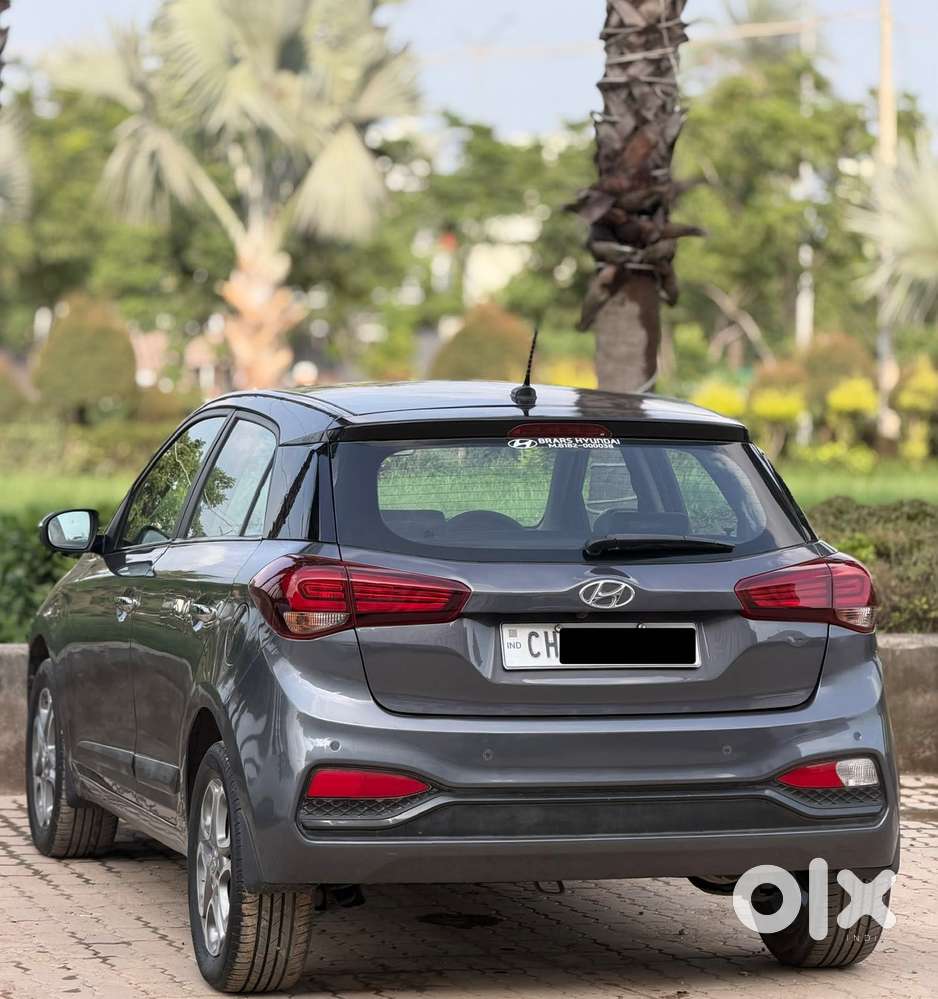 Hyundai I20 Petrol Asta Option, 2018, Petrol